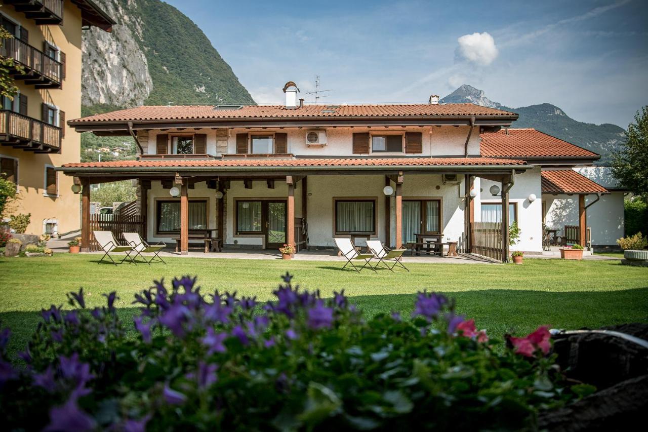 Agritur Comai Villa Riva del Garda Bagian luar foto