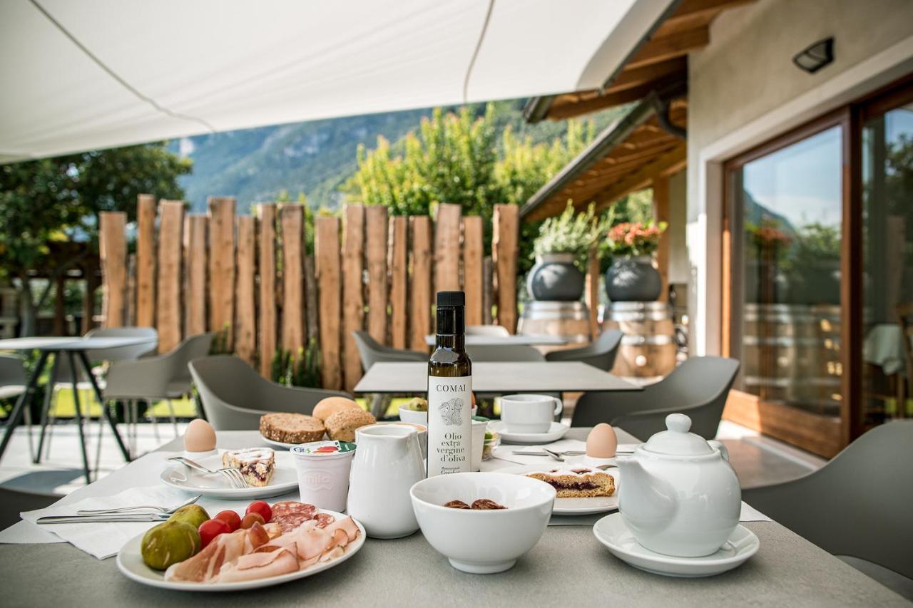 Agritur Comai Villa Riva del Garda Bagian luar foto